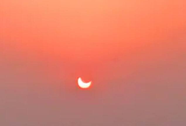 Partial solar eclipse photos and videos dominate Twitter