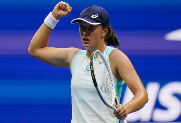 Iga Swiatek criticizes tennis tournaments’ risky scheduling