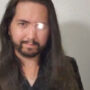 Man turns his right eye into a flashlight, netizens call him ‘Terminator’
