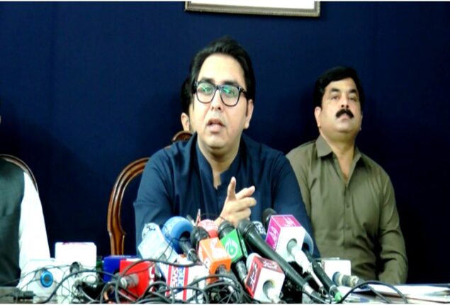 Shahbaz Gill says Senator Niazi kidnapped as FIA denies arrest