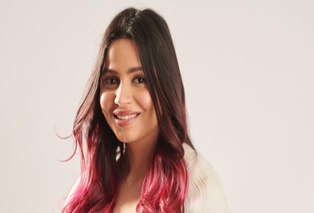 Shaheen Bhatt react to being called masi ji by media at Diwali party