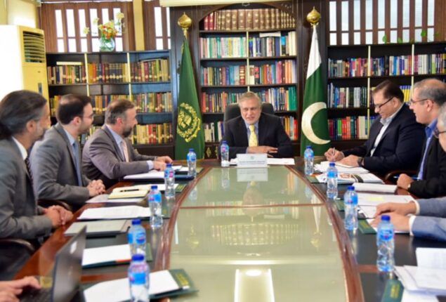 World Bank to provide $2 bn to Pakistan for flood-hit areas