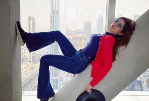 Throwback: Ayesha Omar’s BOLD Photoshoot Goes Viral