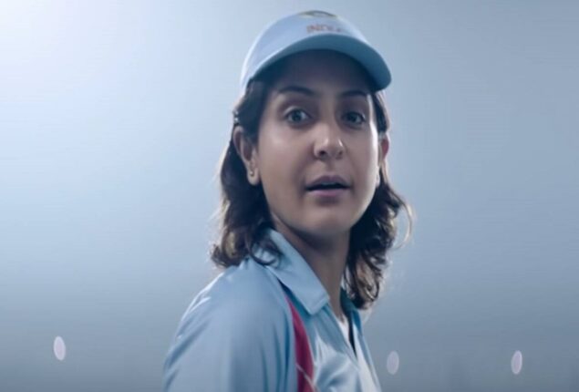 Anuskha Sharma eats Kolkata street food while filming “Chakda Xpress”