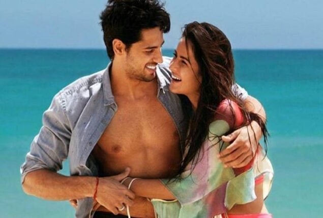 Siddharth Malhotra pouts, Katrina Kaif is goofy in BTS Baar Baar Dekho: PIC