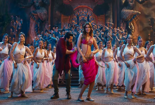 Varun Dhawan and Kriti Sanon thumka it up to Bhediya’s Thumkeshwari