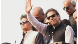 Imran Khan returns to Lahore from long march as second day ends