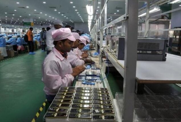 ’30 phone manufacturers issued licenses to start local production of mobile devices’