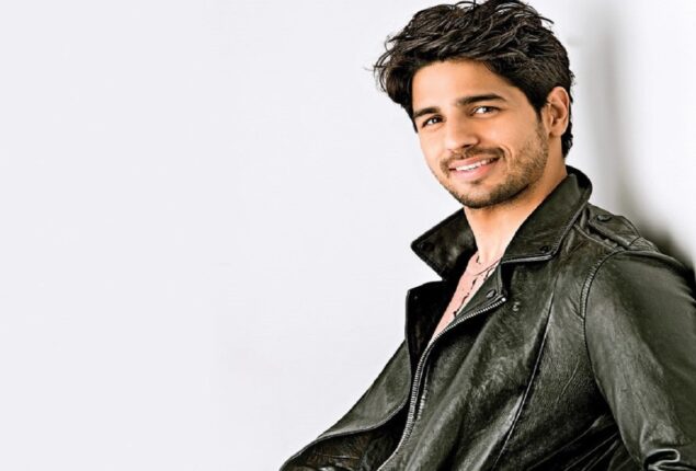 Sidharth Malhotra discusses the difficulties he experienced as an outsider