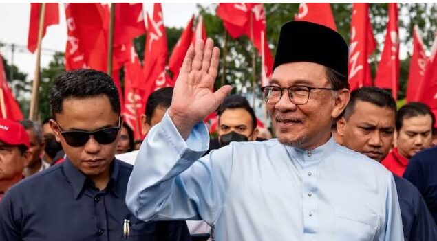 Anwar Ibrahim sworn in as Malaysia’s prime minister