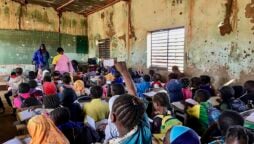 Burkina Faso schoolchildren pay double for war
