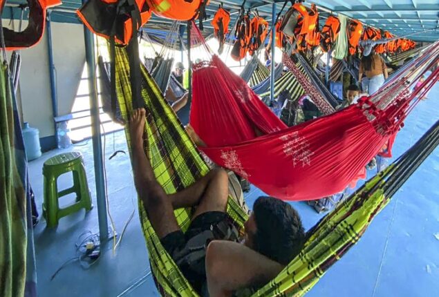 Peruvian Amazon tribe frees visitors