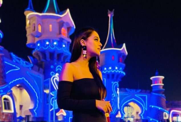 Zohreh Amir Celebrates Halloween With Her Twins