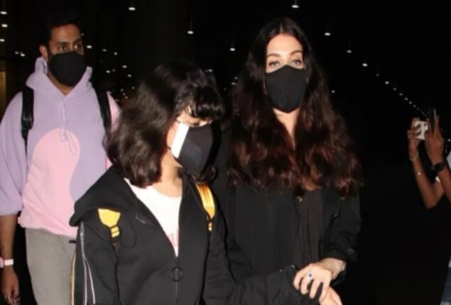 Aishwarya Rai, Aaradhya twin in black as they arrive at airport