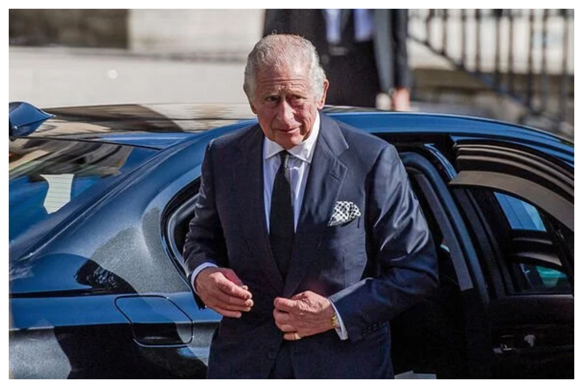 King Charles will pay £60,000 a year for the job of Head of Royal Correspondence