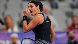 WTA Finals: Caroline Garcia advances to the semifinals after defeating Kasatkina