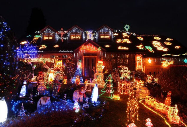 UK’s “craziest Christmas lights” return in 2022