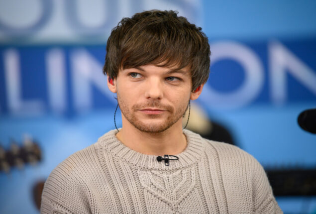 Louis Tomlinson breaks his arm, sends message to fans
