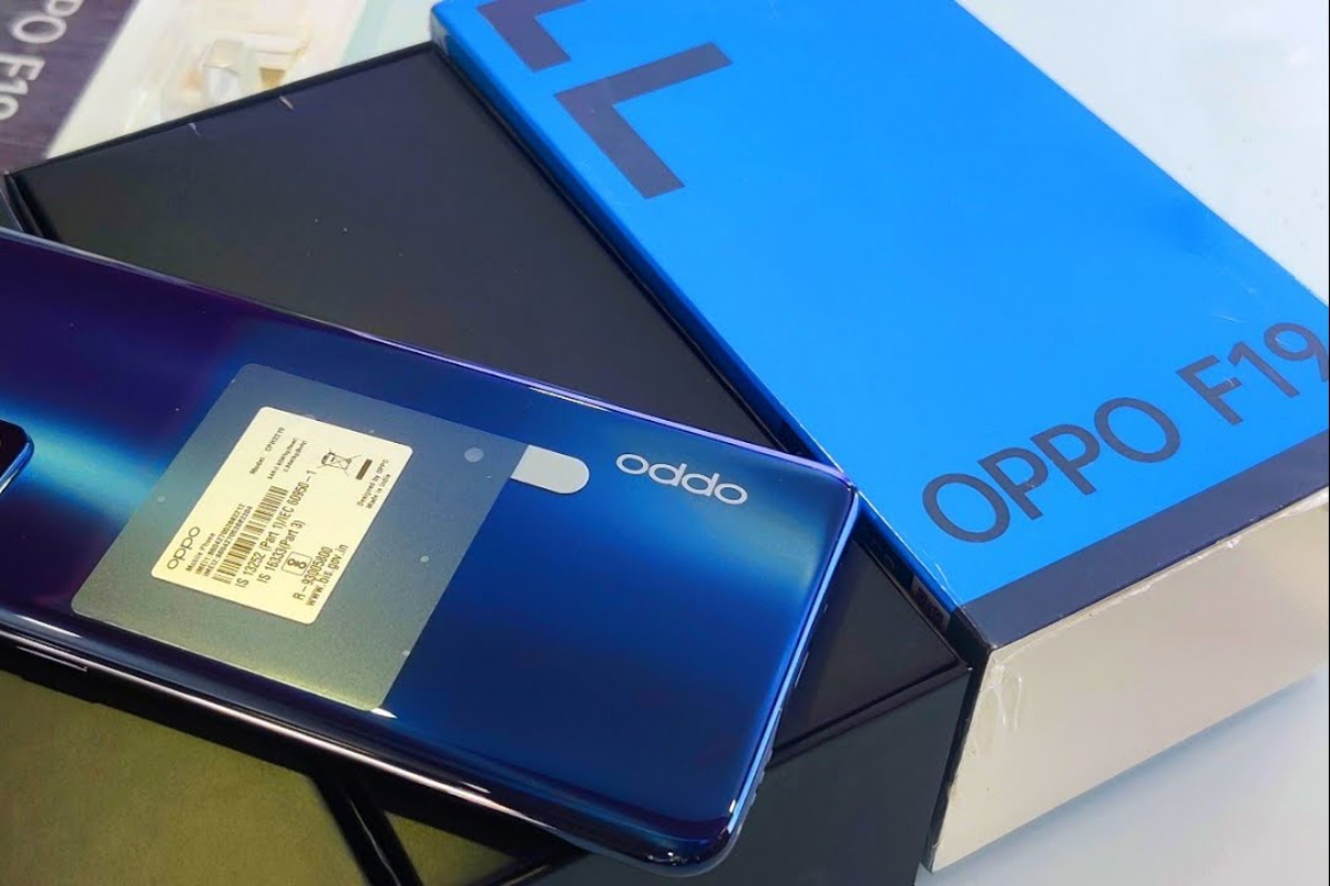 Oppo F19 price in Pakistan
