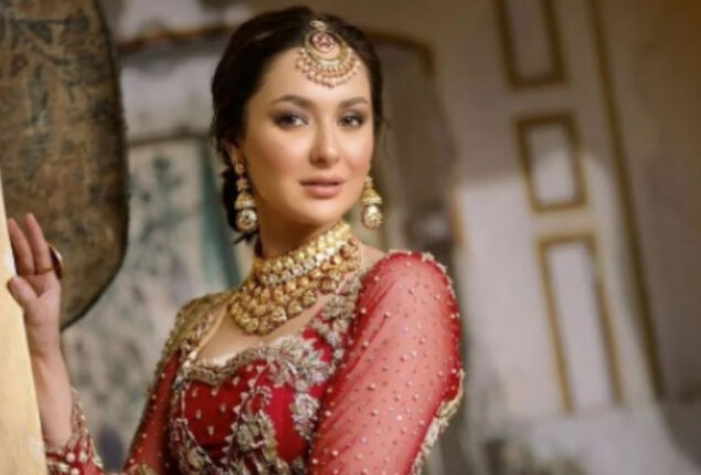 Hania Aamir flaunts her beauty in a regal bridal outfit