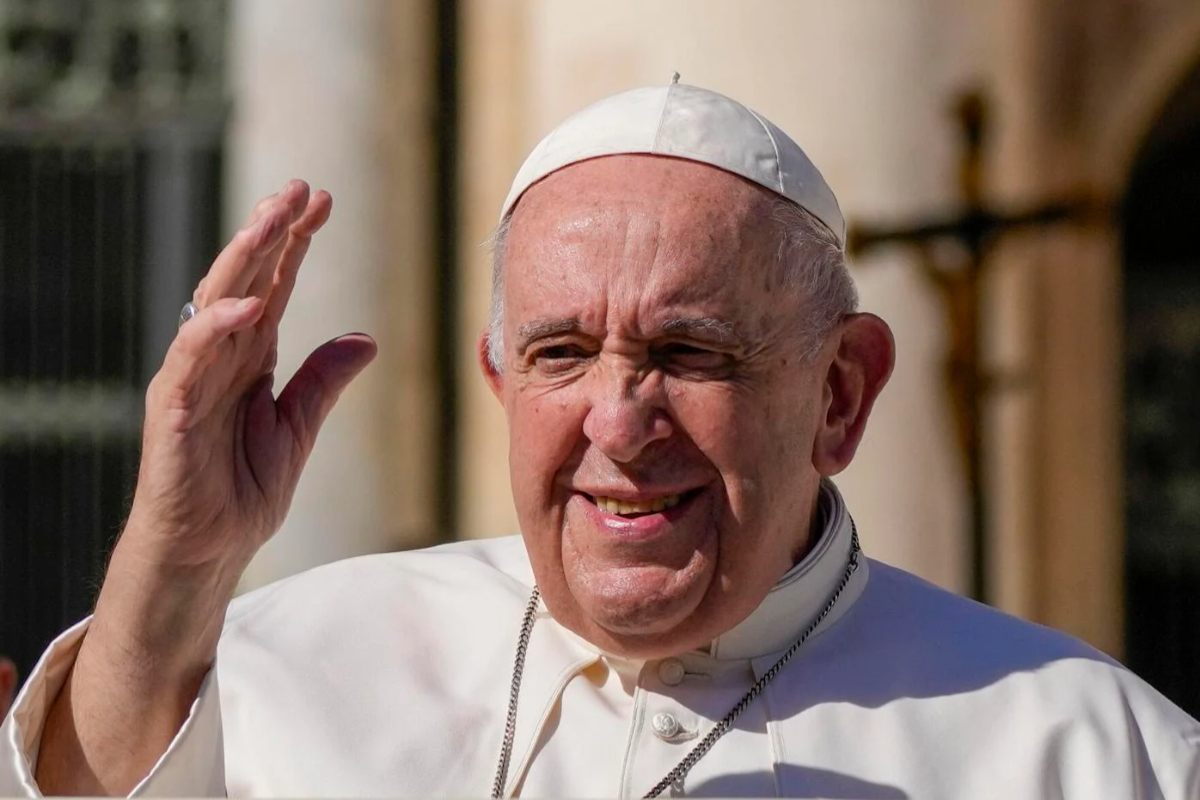 Pope Francis promotes Christian-Muslim interaction in Bahrain