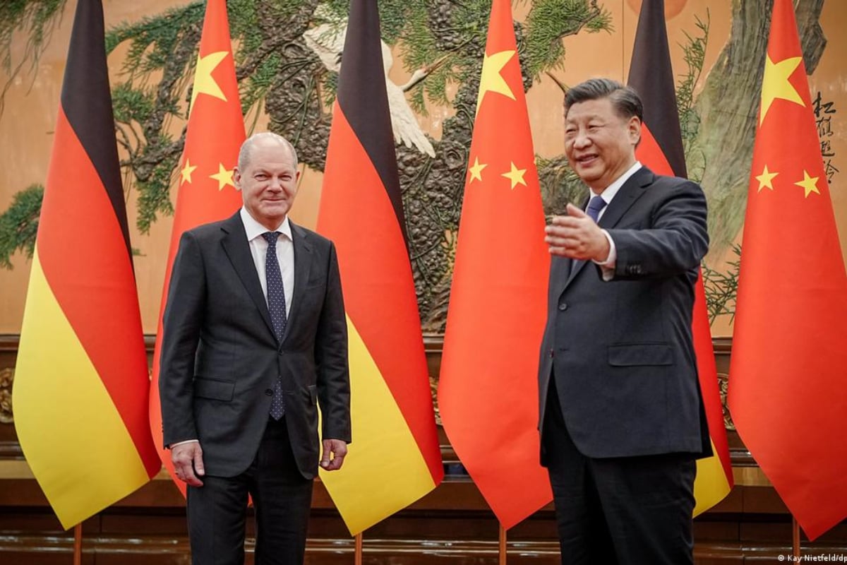 German chancellor urges China to use "influence" on Russia