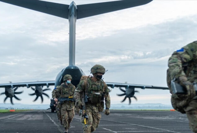 UK and Polish discuss bolstering NATO’s eastern flank as a “strong signal” to Putin