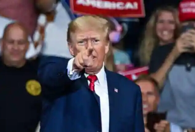 Donald Trump makes clear allusion to 2024 presidential bid
