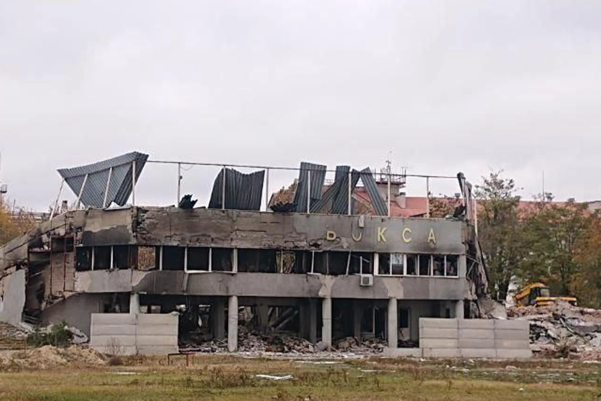 Russia removes their troops from the strategic city of Kherson