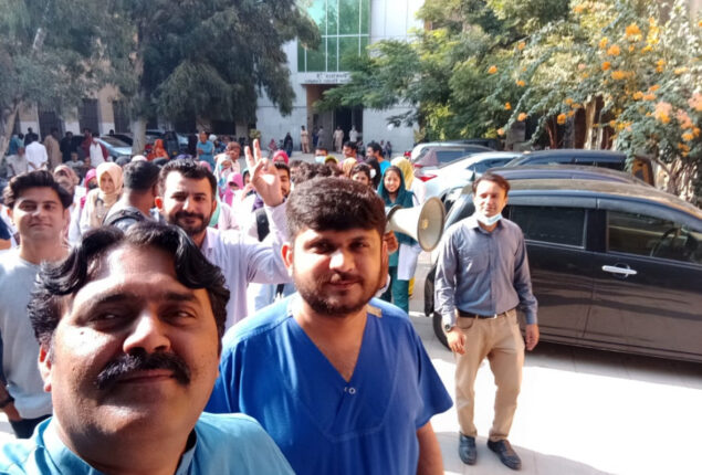 Sindh Healthcare worker’s protest enters on 25th day