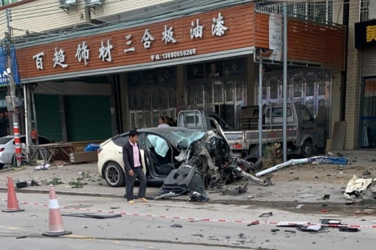 Tesla fatal accident