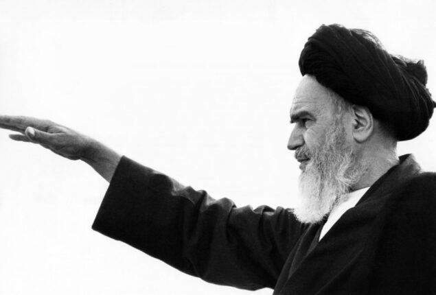 Iranian demonstrators burns Ayatollah Khomeini’s residence on fire: WATCH