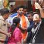 Kartik Aaryan’s Birthday, He prays at Siddhivinayak Temple