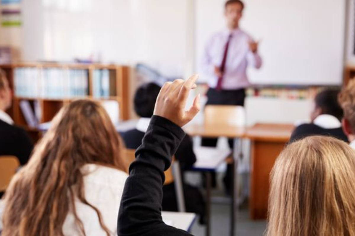 Ofsted downgrades hundreds of excellent English schools