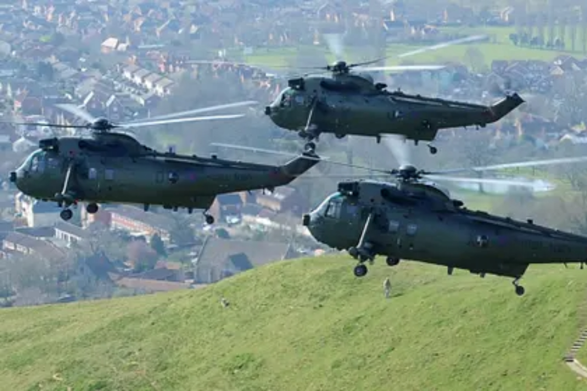 "Lot of missiles" in air prompts air raid alarms across Ukraine