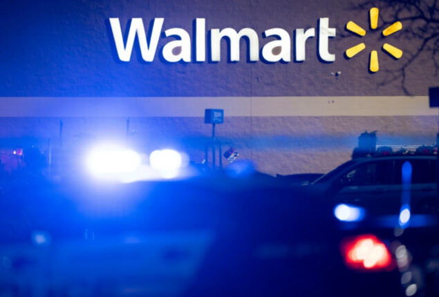 Walmart shooting kills no more than 10 people, says police