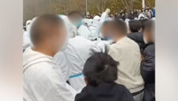 angry protests at Zhengzhou iPhone factory