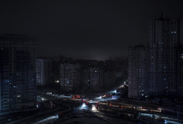 After missile attacks, Kyiv loses energy power