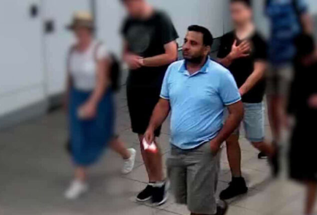 Man detains in India for beach murder in Australia