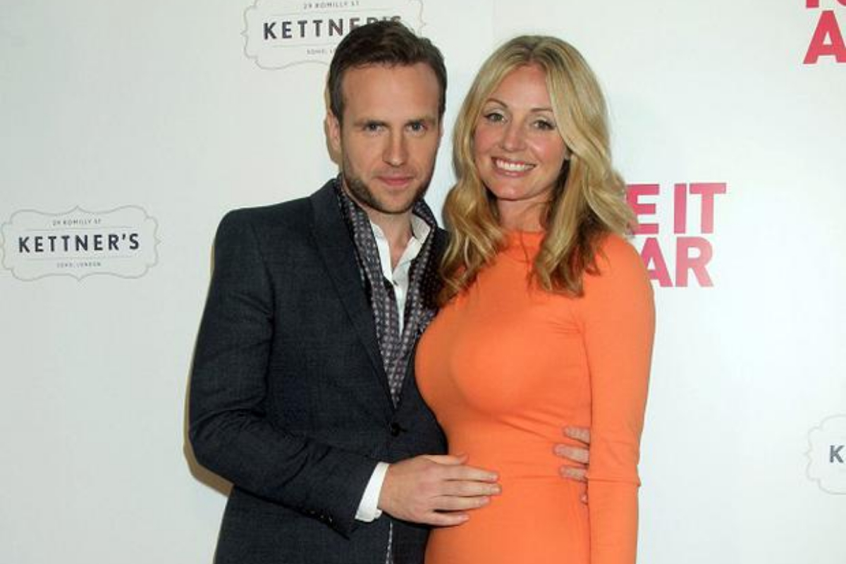 Rafe Spall Elize du Toit