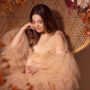 Armeena Rana Khan responds to pregnancy shoot trolls