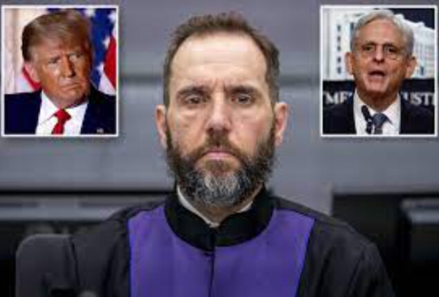 Jack Smith, a special counsel, will be in charge of the Trump criminal investigations.