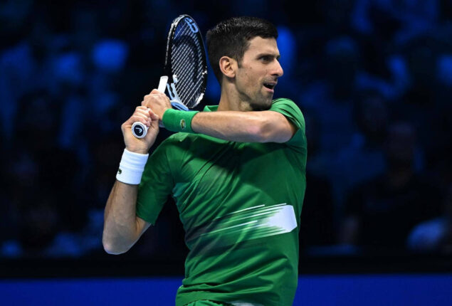 ATP Finals: Djokovic wins in a nail-biting match against Medvedev