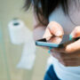 Mobile phones have 10% more bacteria than toilet seats, reports say