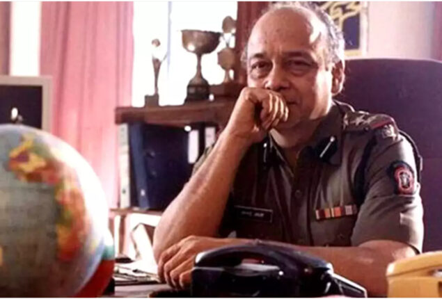 Shah Rukh Khan’s co-actor, Sunil Shende, is no longer alive