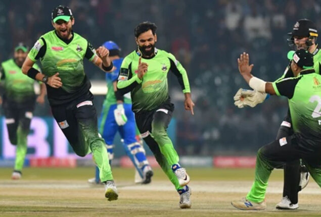 Mohammad Hafeez bids the Lahore Qalandars farewell
