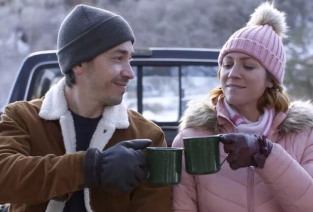 Brittany Snow and Justin Long Charm in Hilarious ‘Christmas Trailer