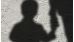 Security guard shoots dead minor toy seller in Karachi