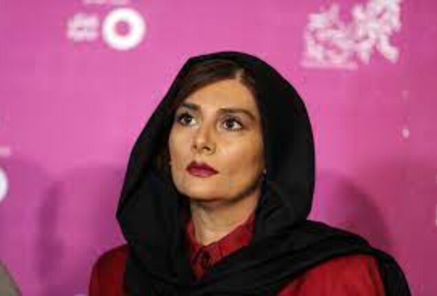 State media: Two well-known Iranian actresses are detained