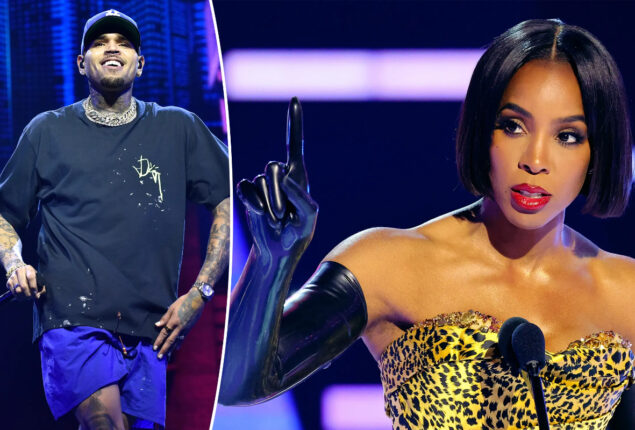 Kelly Rowland calms the AMAs crowd after Chris Brown’s victory